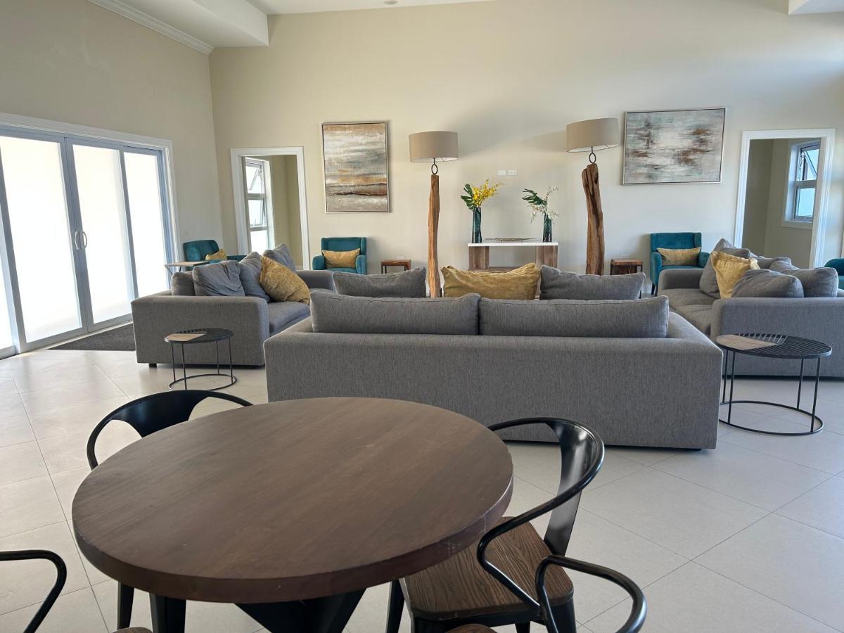 Seamist Villa @Oceanpointe Lucea Comfy 2Br W/Pool Gym & Parking Eksteriør billede