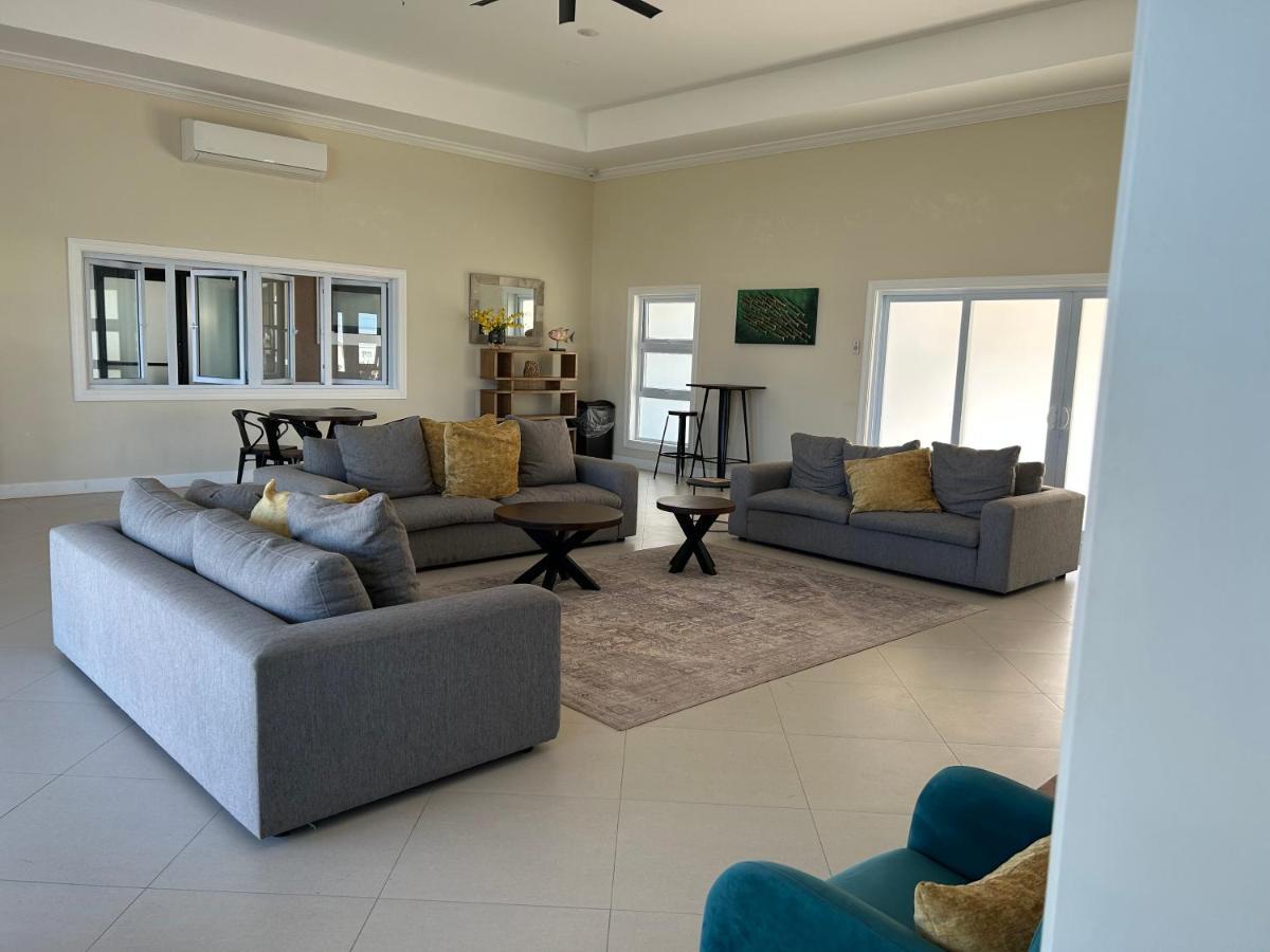 Seamist Villa @Oceanpointe Lucea Comfy 2Br W/Pool Gym & Parking Eksteriør billede