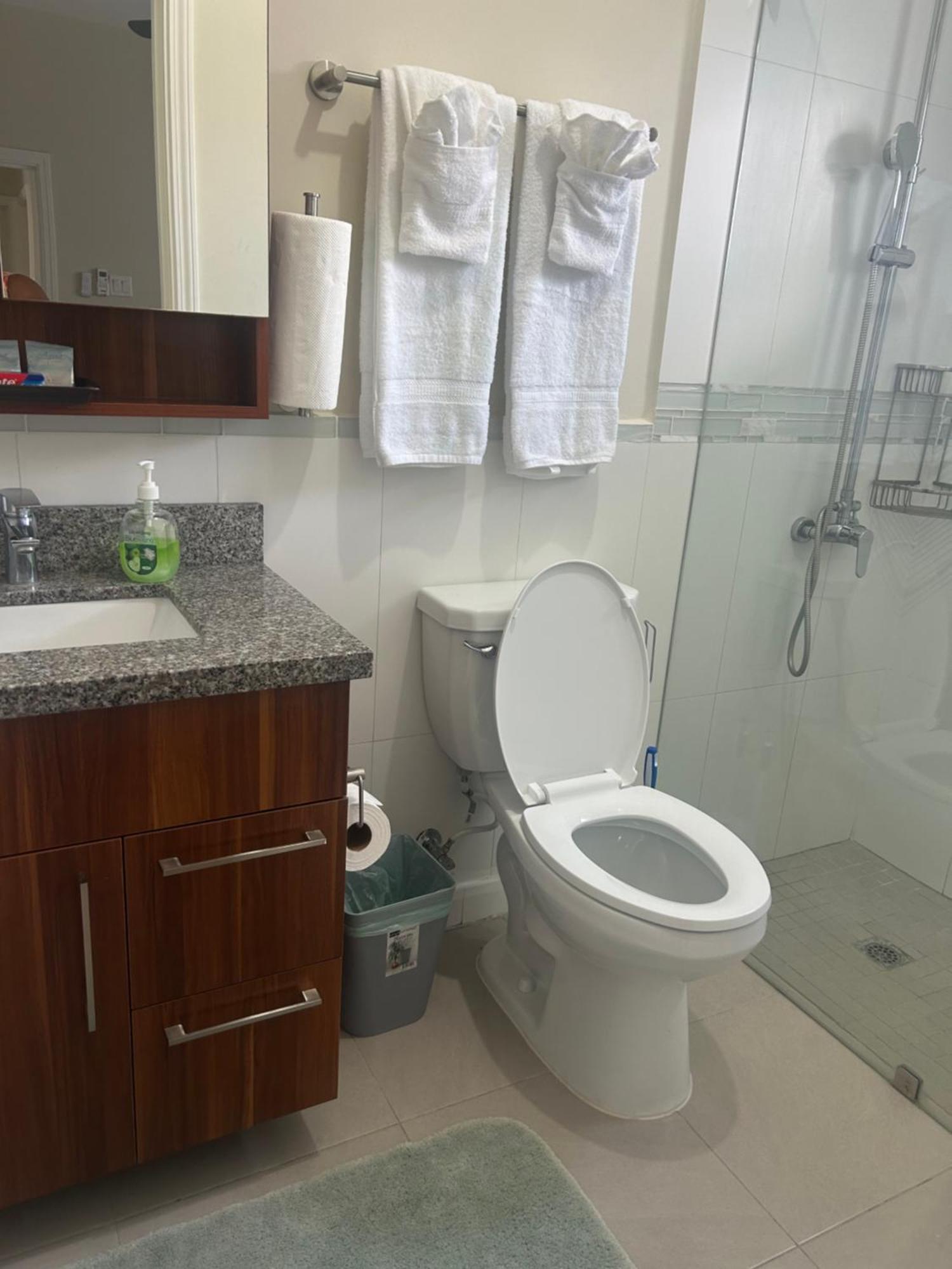 Seamist Villa @Oceanpointe Lucea Comfy 2Br W/Pool Gym & Parking Eksteriør billede